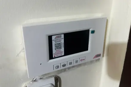 Daire içine monte edilen Audio 4,3 inç görüntülü diafon monitörü, Yurduseven Apartmanı